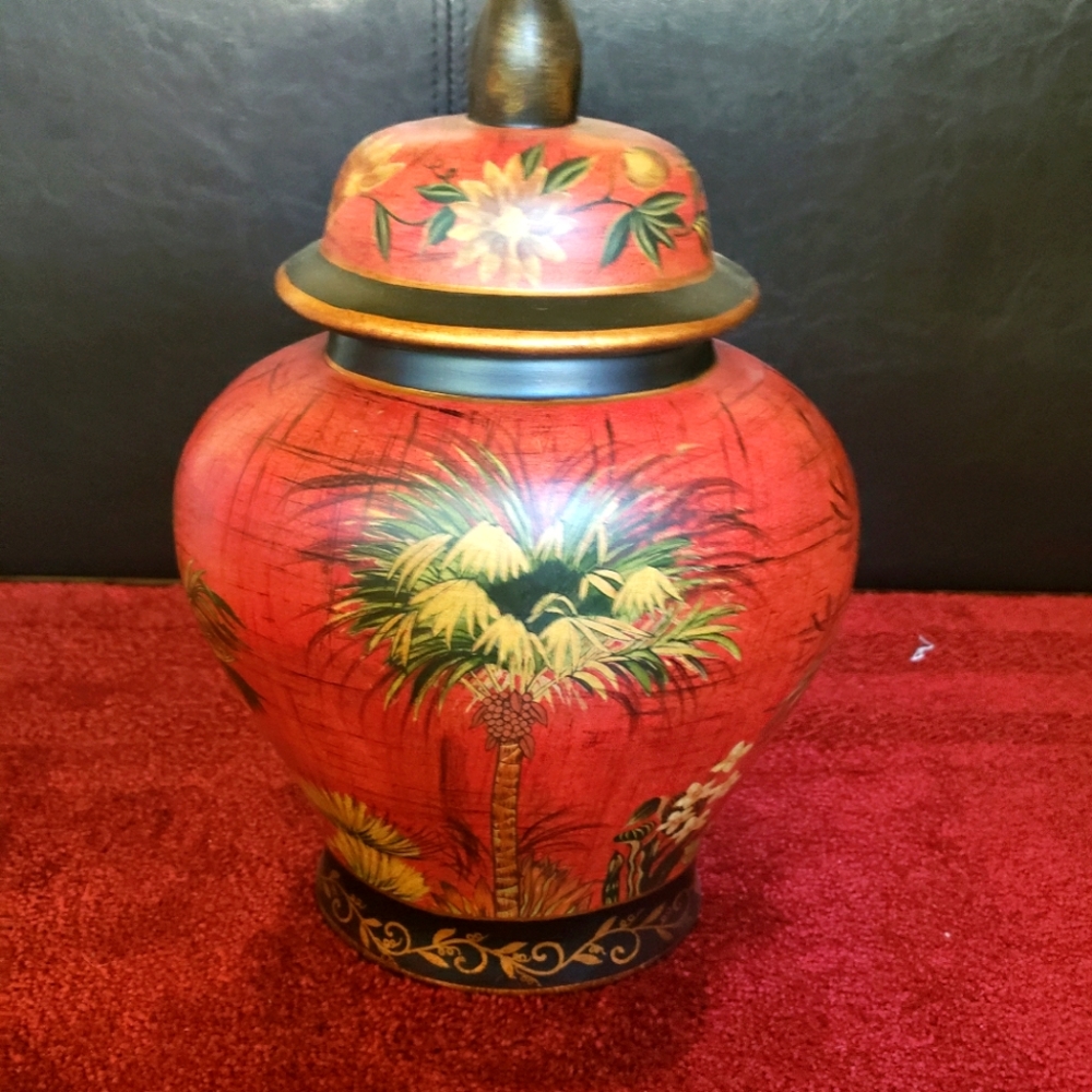 Decorative jar